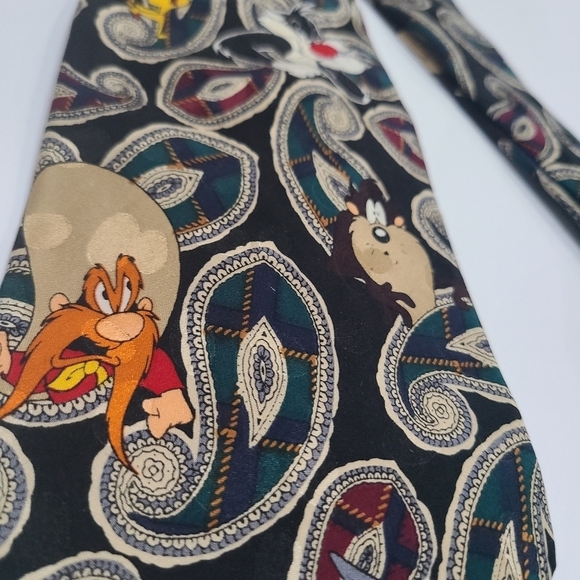1994 Warner Brothers Looney Tunes Mania Character Patterned Tie - Picture 2 of 7